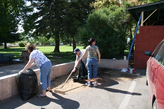 2008 White Family Reunion at Big Rock Candy Mountain, Utah